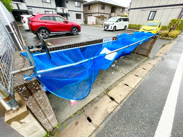 ロイヤルガーデン芳賀Ｃ棟の物件外観写真